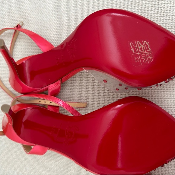 BNIB Christian Louboutin Spikaqueen Pink size 37.5